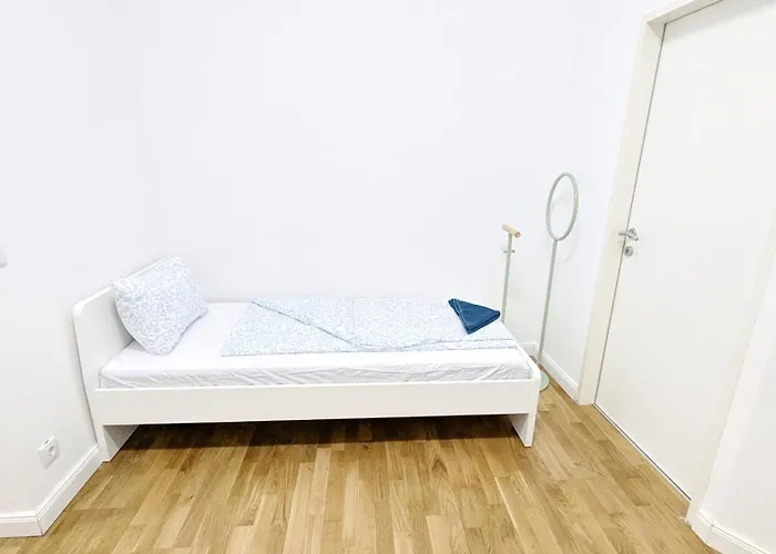 Spacious In A Lively Area *
