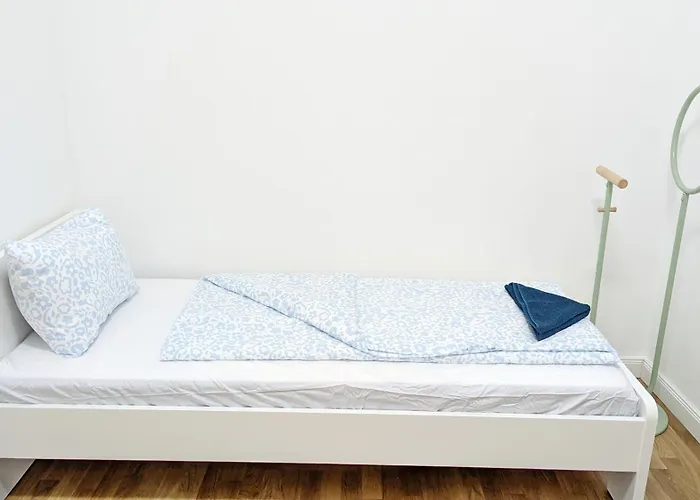 Apartman Spacious In A Lively Area *