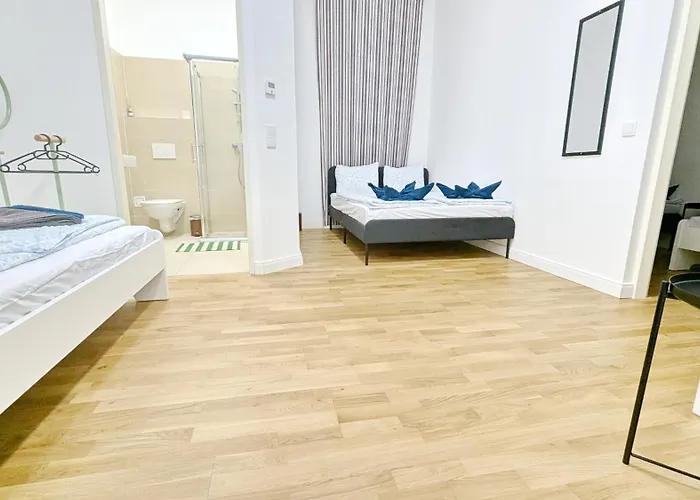 Spacious In A Lively Area Bécs